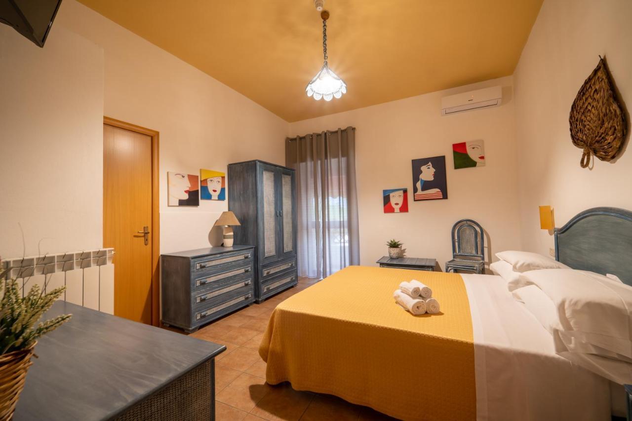 Hotel Costa D'Oro Торре-Ово Екстер'єр фото