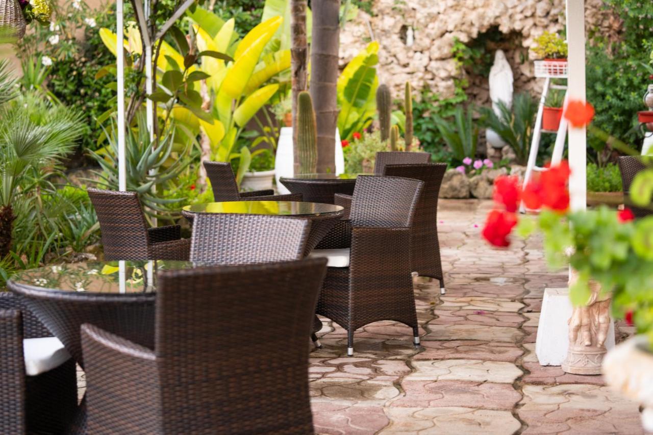 Hotel Costa D'Oro Торре-Ово Екстер'єр фото